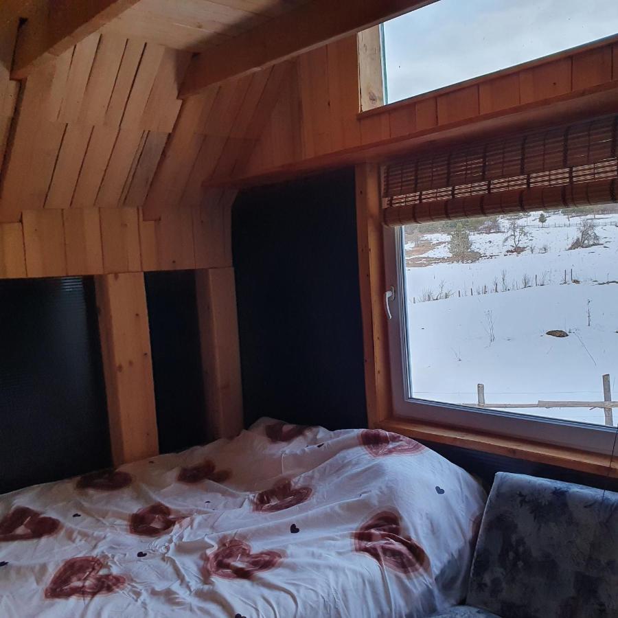 Planinska Koliba Ajdanovici Jelovac Nisicka Visoravan Olovo  Exterior foto